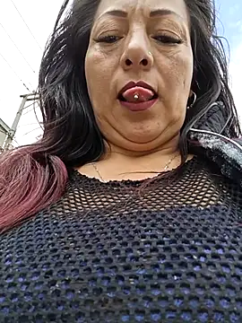 Misshot 01 online show from 10.10.25