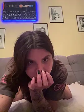 Brutecia2002 online show from 03.13.26