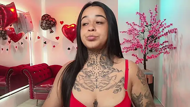 Black roseee online show from 02.15.26