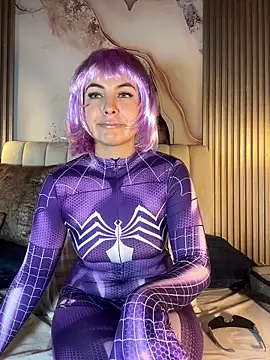 Dakota Evanns online show from 10.30.25