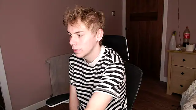 scottishtwink01 online show from 09.18.25