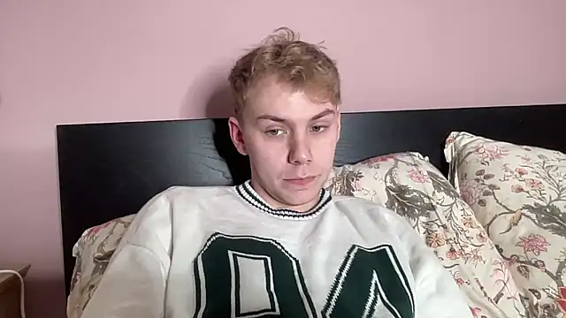 scottishtwink01 online show from 10.13.25