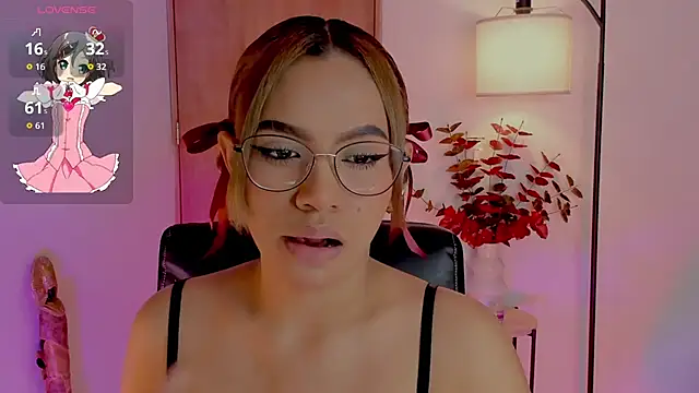 Snapshot of OxanaFedorova1- chatting on 10.01.25 OxanaFedorova1- online show from 10.01.25