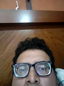 Santiagoqro85 online show from 10.31.25