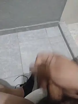 Santiagoqro85 online show from 12.19.25