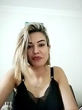cansudemir06 online show from 09.09.25
