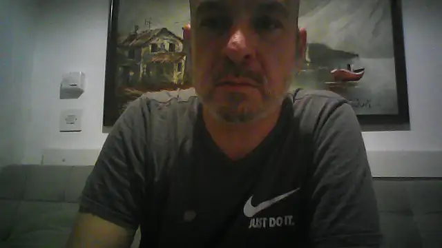 Snapshot of tuplaceroll chatting on 09.14.25 tuplaceroll online show from 09.14.25