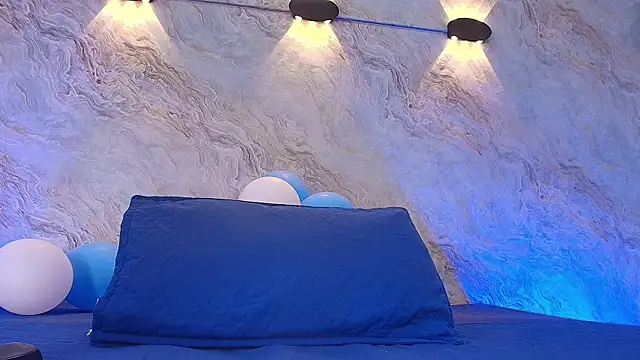 abbyrouss  online show from 09.26.25