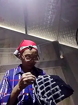 -Xuka-200 online show from 09.26.25