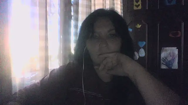 Snapshot of Breezy_88 chatting on 09.11.25 Breezy 88 online show from 09.11.25