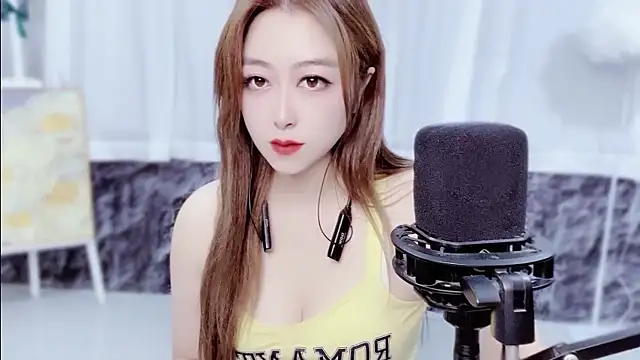 AchubbylittleRabbit online show from 09.13.25