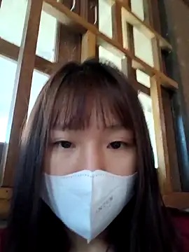 Snapshot of kata-00 chatting on 09.18.25 kata-00 online show from 09.18.25