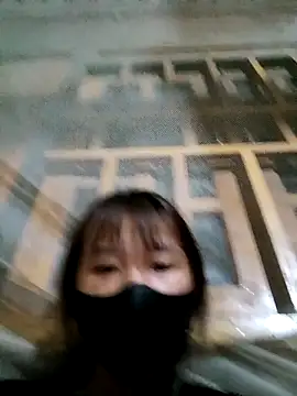 Snapshot of kata-00 chatting on 09.27.25 kata-00 online show from 09.27.25