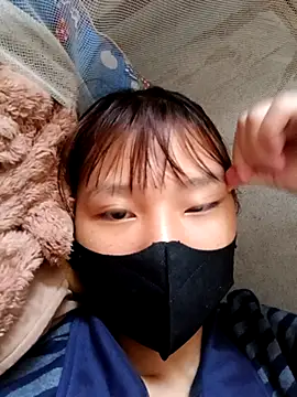 Snapshot of kata-00 chatting on 09.30.25 kata-00 online show from 09.30.25