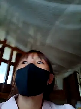 Snapshot of kata-00 chatting on 10.03.25 kata-00 online show from 10.03.25