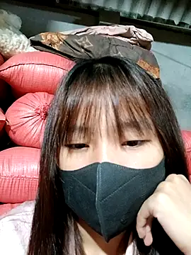 Snapshot of kata-00 chatting on 10.19.25 kata-00 online show from 10.19.25