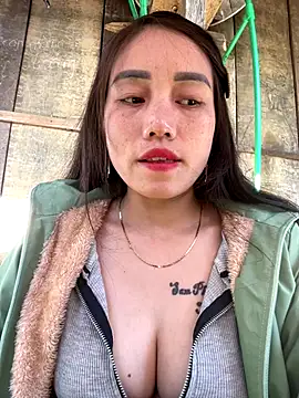 chipp-bong online show from 11.28.25