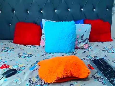 YummyJellybooty13 online show from 09.20.25