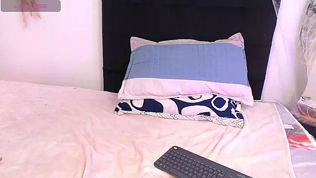 aurelyne gp online show from 10.09.25