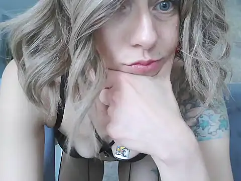 MadMadelin online show from 09.22.25