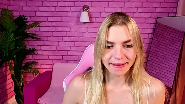 Margo Robbbie online show from 10.16.25