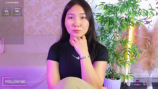 Yoon Mi online show from 09.13.25