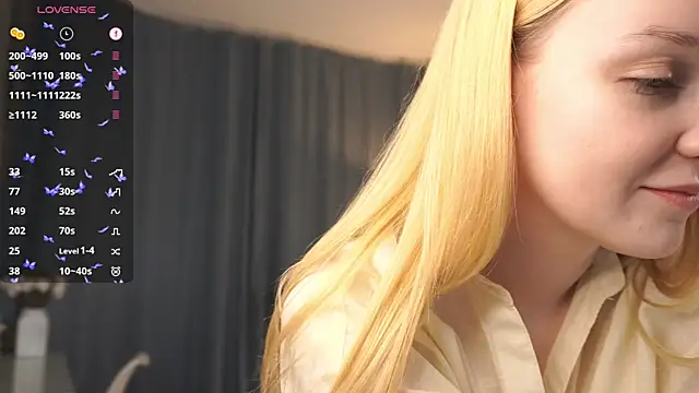 Snapshot of KrishnaSimmons chatting on 09.25.25 KrishnaSimmons online show from 09.25.25