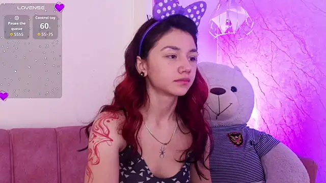 april bennett online show from 10.22.25