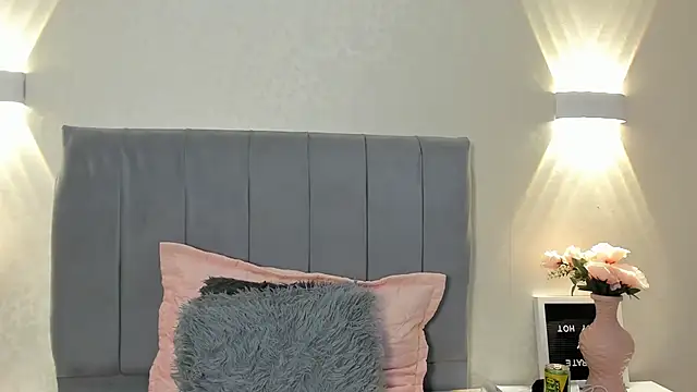 ValeriaJons online show from 10.31.25