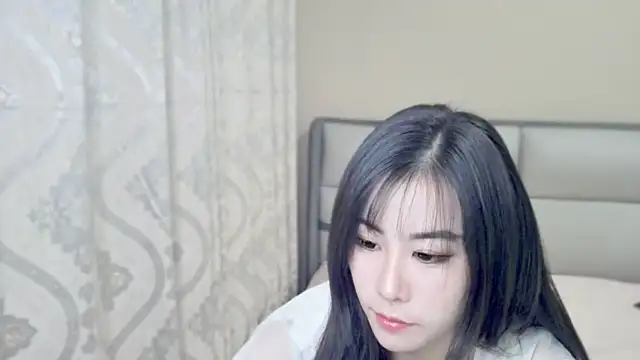 Snapshot of XIAOYU7-2025 chatting on 10.14.25 XIAOYU7-2025 online show from 10.14.25
