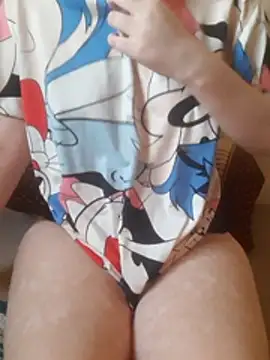 Snapshot of Lamya-dalo3a chatting on 10.25.25 Lamya-dalo3a online show from 10.25.25