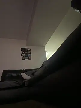 Snapshot of bigbd94 chatting on 10.13.25 bigbd94 online show from 10.13.25