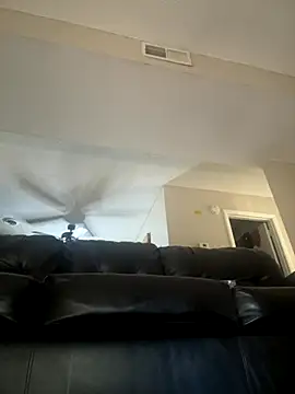 Snapshot of bigbd94 chatting on 10.31.25 bigbd94 online show from 10.31.25