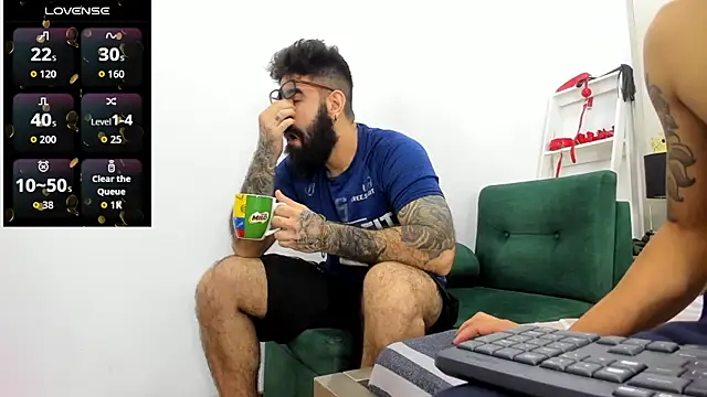 Snapshot of Harald_Smed chatting on 10.15.25 Harald Smed online show from 10.15.25