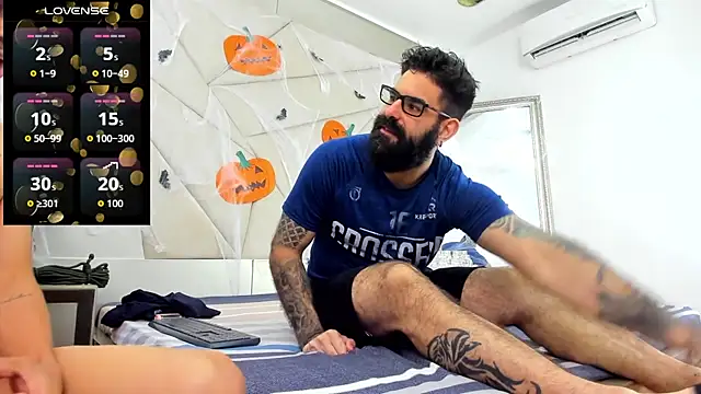 Snapshot of Harald_Smed chatting on 10.23.25 Harald Smed online show from 10.23.25