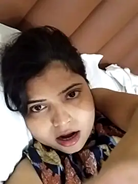 Hot-Pooja25 online show from 04.01.26