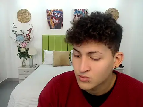 Axel savage online show from 09.16.25