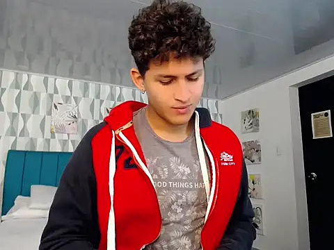 Axel savage online show from 10.05.25