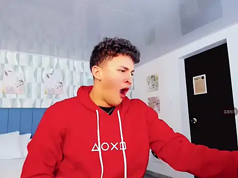 Axel savage online show from 10.16.25