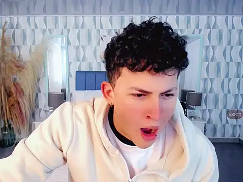 Axel savage online show from 10.23.25