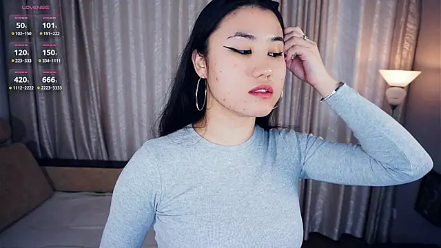 DebrahJungels online show from 10.09.25