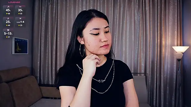 DebrahJungels online show from 10.11.25