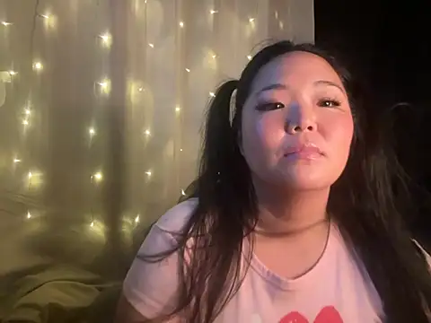 RealLifeWaifu online show from 09.10.25