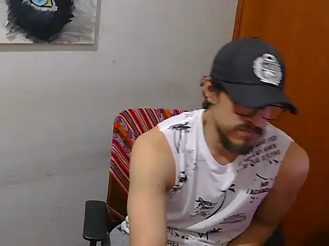 GuivernoStud online show from 09.15.25