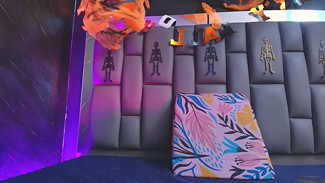 kissme luna online show from 11.01.25