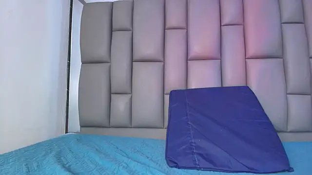 kissme luna online show from 11.19.25