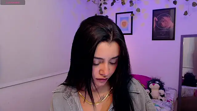 MarilynWhite  online show from 10.13.25