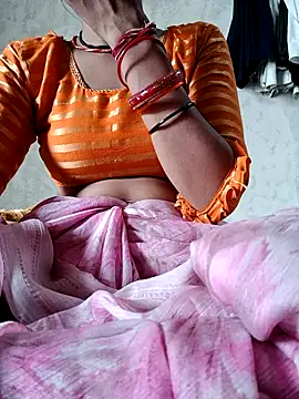 Snapshot of Aasha_devi05 chatting on 09.11.25 Aasha devi05 online show from 09.11.25