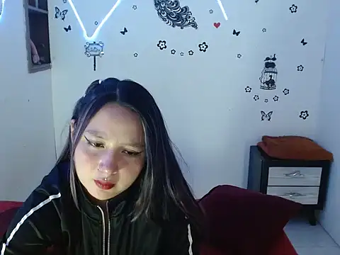 Mia2xsmith online show from 11.09.25