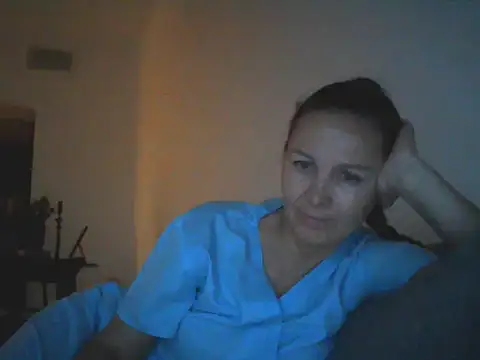 Avelinii online show from 05.11.26